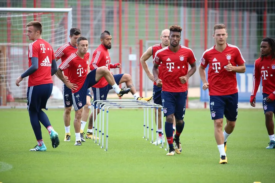 Bayern Munich tích cực tập luyện, chờ chinh phục Bundesliga - Bóng Đá