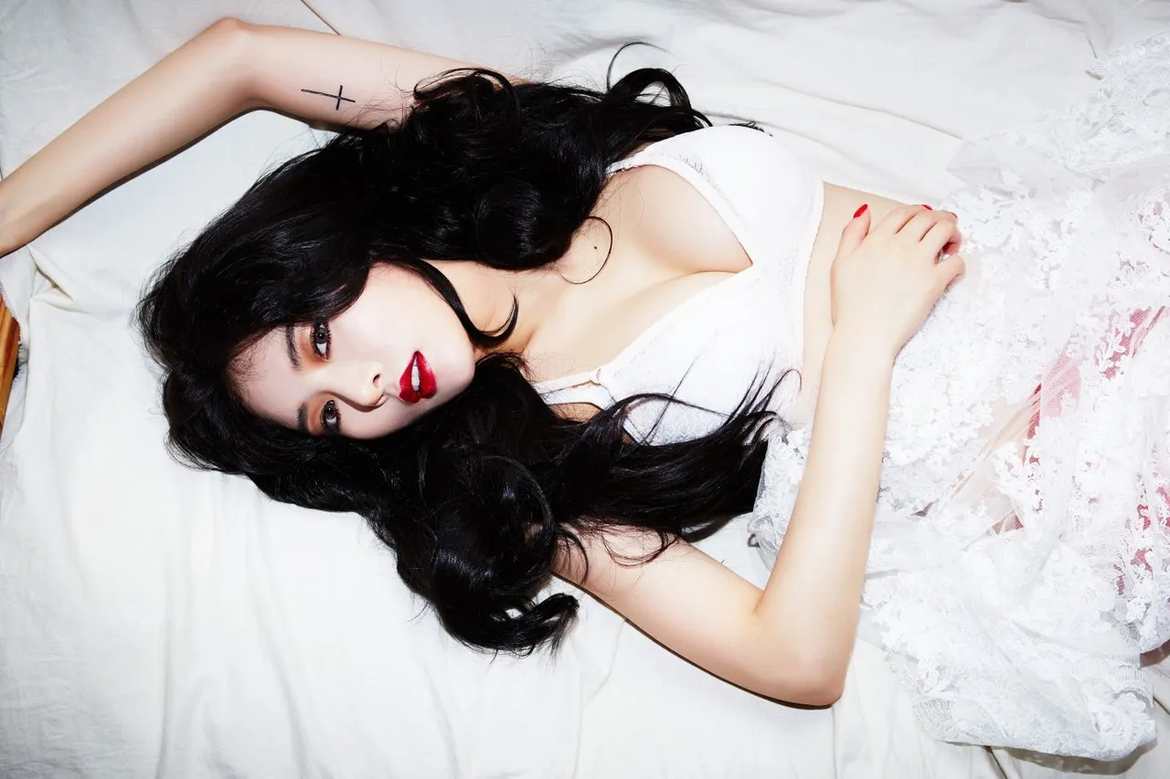 HyunA - Mỹ nữ Hàn sexy không lối thoát - Bóng Đá
