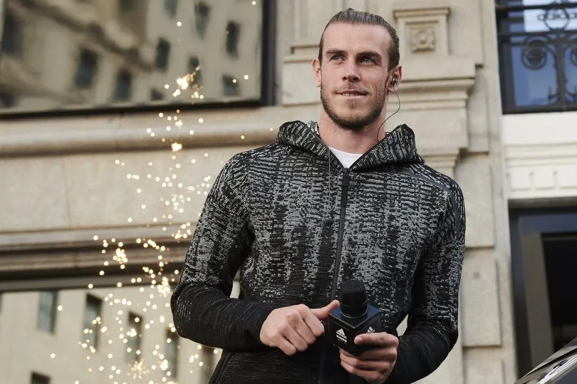CĐV Real không ngừng la ó Gareth Bale trong một sự kiện - Bóng Đá