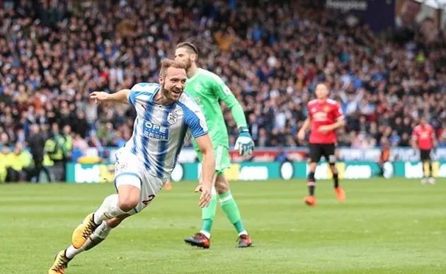 Bài sau trận Man Utd Huddersfield  - Bóng Đá