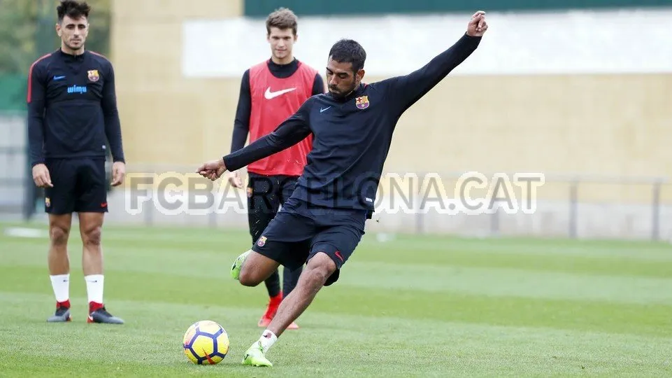 Họng pháo Dembele trở lại tập luyện, Barca như hổ mọc thêm cánh - Bóng Đá