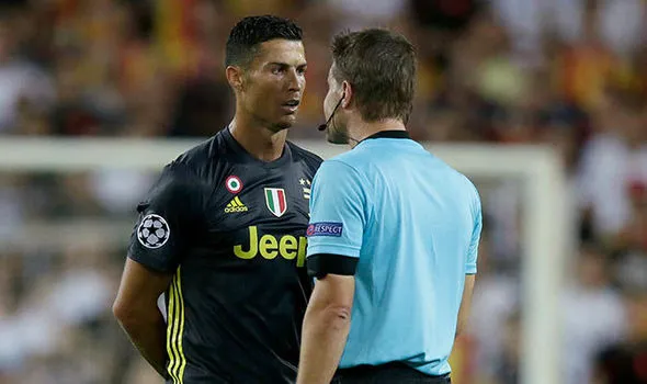 NÓNG: Đã rõ án phạt dành cho Ronaldo? - Bóng Đá