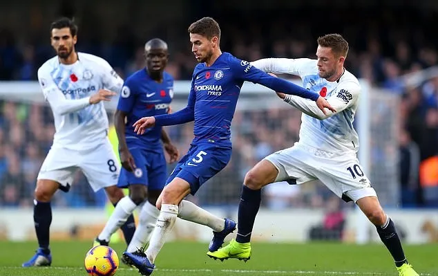 Martial là chân sút nguy hiểm nhất, còn Jorginho là vua chuyền bóng ở Premier League - Bóng Đá