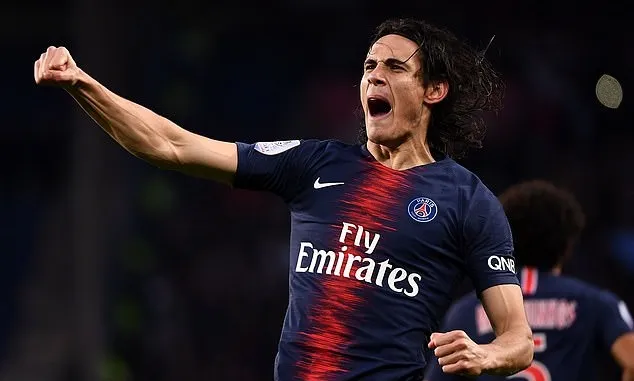 Neymar & Mbappe ngồi nhìn Cavani giúp PSG hủy diệt Ligue 1 - Bóng Đá