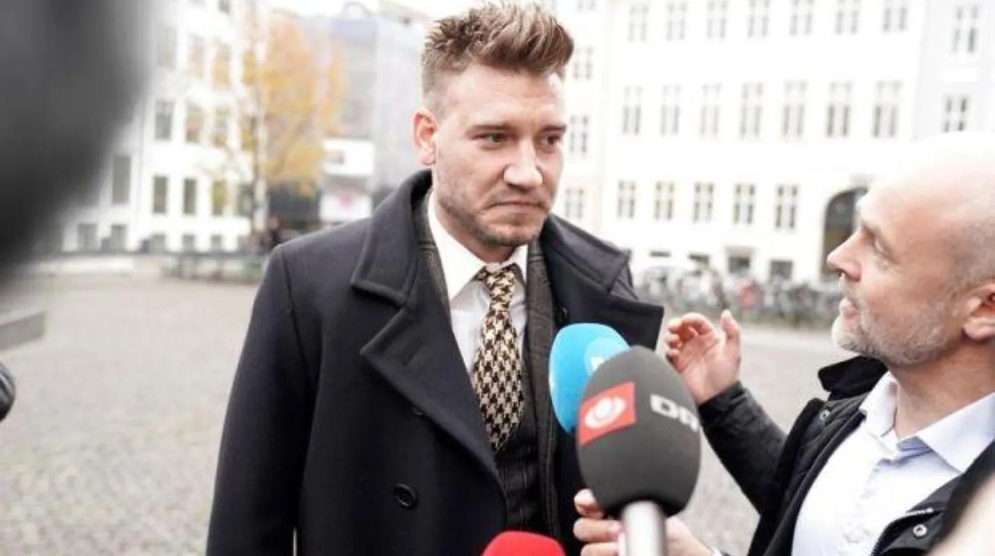 Nicklas Bendtner CHÍNH THỨC bị bỏ tù - Bóng Đá