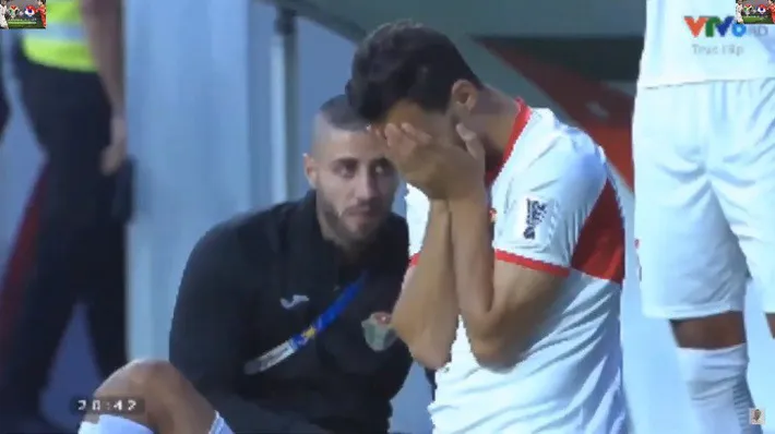 Từng cầu thủ Jordan đổ gục, rơi lệ khi thất bại trước Việt Nam - Bóng Đá