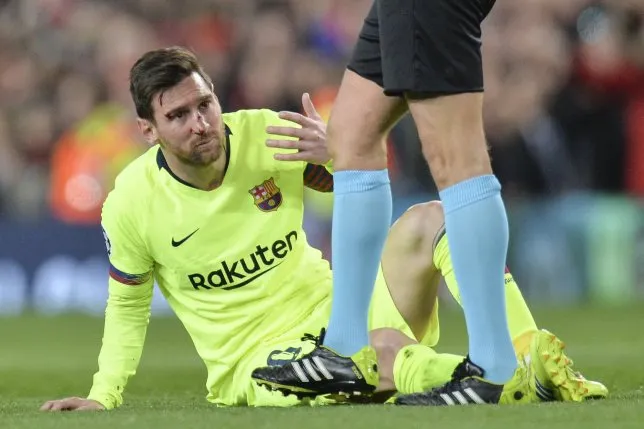 Ronaldo sẽ thích những gì CĐV M.U troll Messi - Bóng Đá