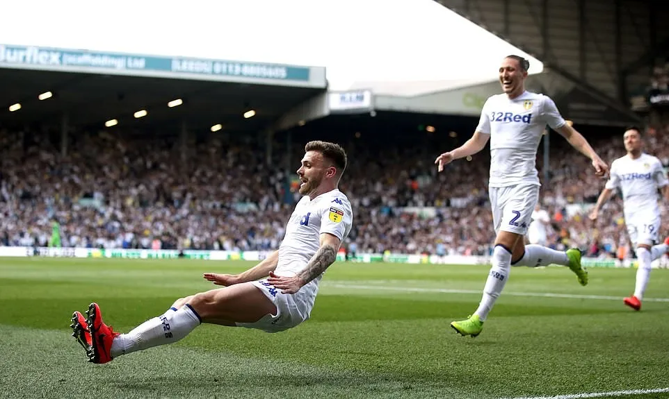 Ngược dòng kịch tính, đội bóng của Lampard cách thiên đường Premier League 1 bước chân - Bóng Đá