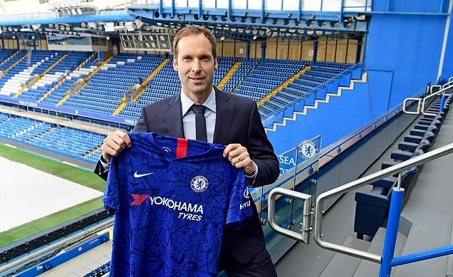 Chùm ảnh Cech ra mắt Chelsea - Bóng Đá