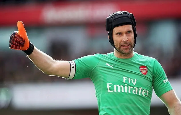 Chùm ảnh Cech ra mắt Chelsea - Bóng Đá