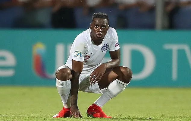 Aaron Wan-Bissaka Man Utd shirt number: What is available to £50m transfer target - Bóng Đá