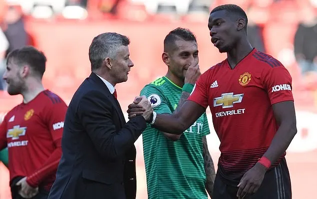 Man United gambled by sacking Jose Mourinho and backing Paul Pogba... but it's now backfired as the Frenchman tries to leave Old Trafford - Bóng Đá