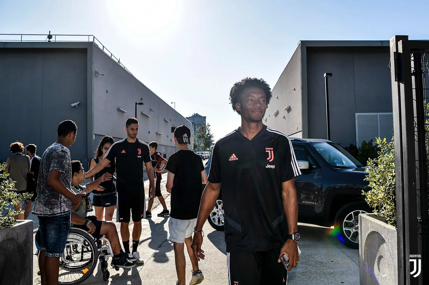 Juan Cuadrado and Rodrigo Bentancur back in Juventus - Bóng Đá