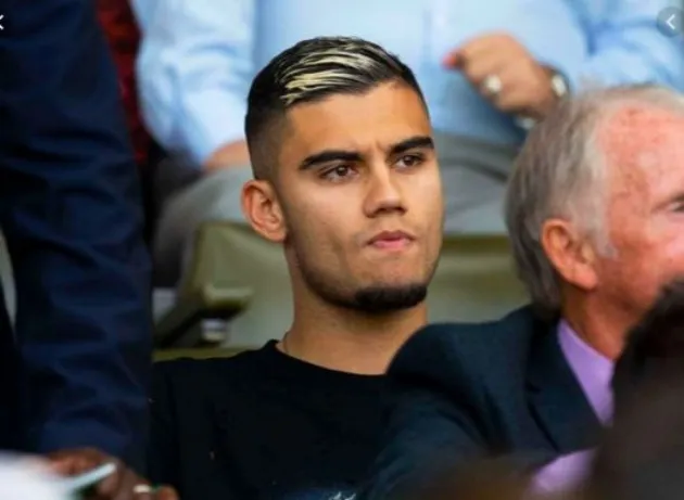 Andreas Pereira spotted in stands at Celtic Park - Bóng Đá