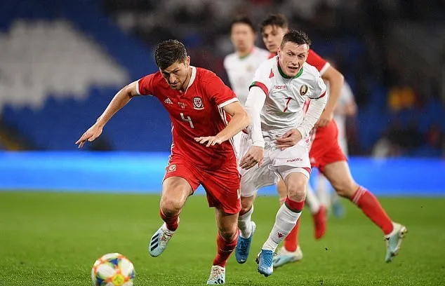 Wales 1-0 Belarus: Daniel James continues fine start to the season by curling home winner in friendly - Bóng Đá