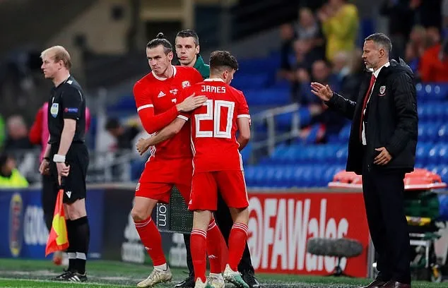 Wales 1-0 Belarus: Daniel James continues fine start to the season by curling home winner in friendly - Bóng Đá