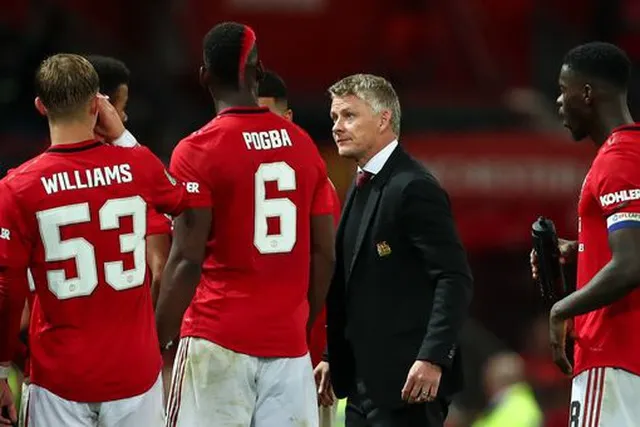 What happened in the Manchester United tunnel after Rochdale tie - Bóng Đá