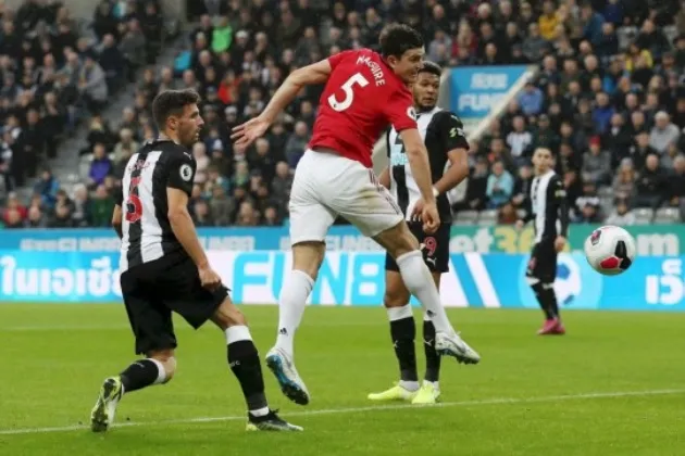 Harry Maguire stat sums up just how poor Manchester United were against Newcastle - Bóng Đá