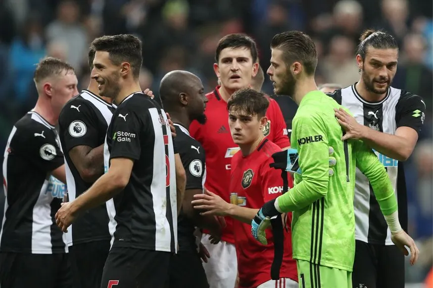 Harry Maguire stat sums up just how poor Manchester United were against Newcastle - Bóng Đá