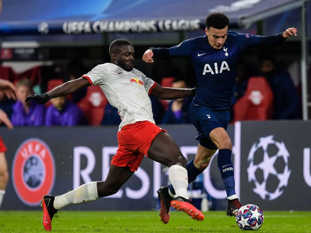 Liverpool fans swoon over Dayot Upamecano - Bóng Đá