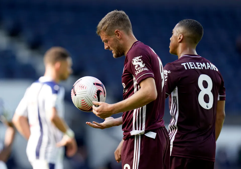 Leicester boss Brendan Rodgers claims Jamie Vardy could walk into any team - Bóng Đá