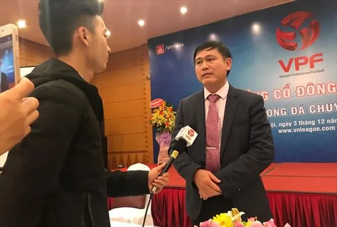 Bầu Tú tiết lộ lý do chưa thưởng nóng cho ĐT Futsal Việt Nam - Bóng Đá
