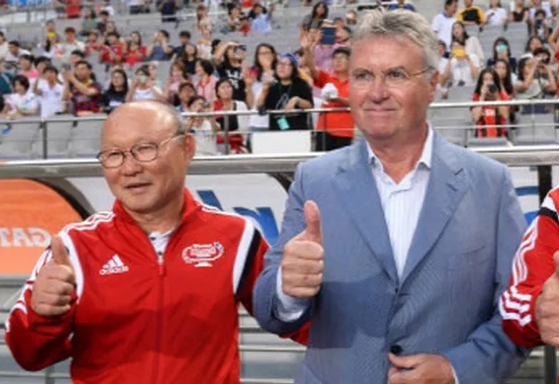 U22 Việt Nam đá giao hữu với Trung Quốc, thầy Park đụng độ HLV Guus Hiddink - Bóng Đá