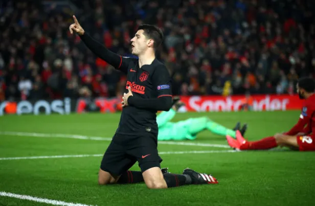 Phá lưới Liverpool, fan Chelsea so sánh Morata với 1 cái tên lẫy lừng - Bóng Đá