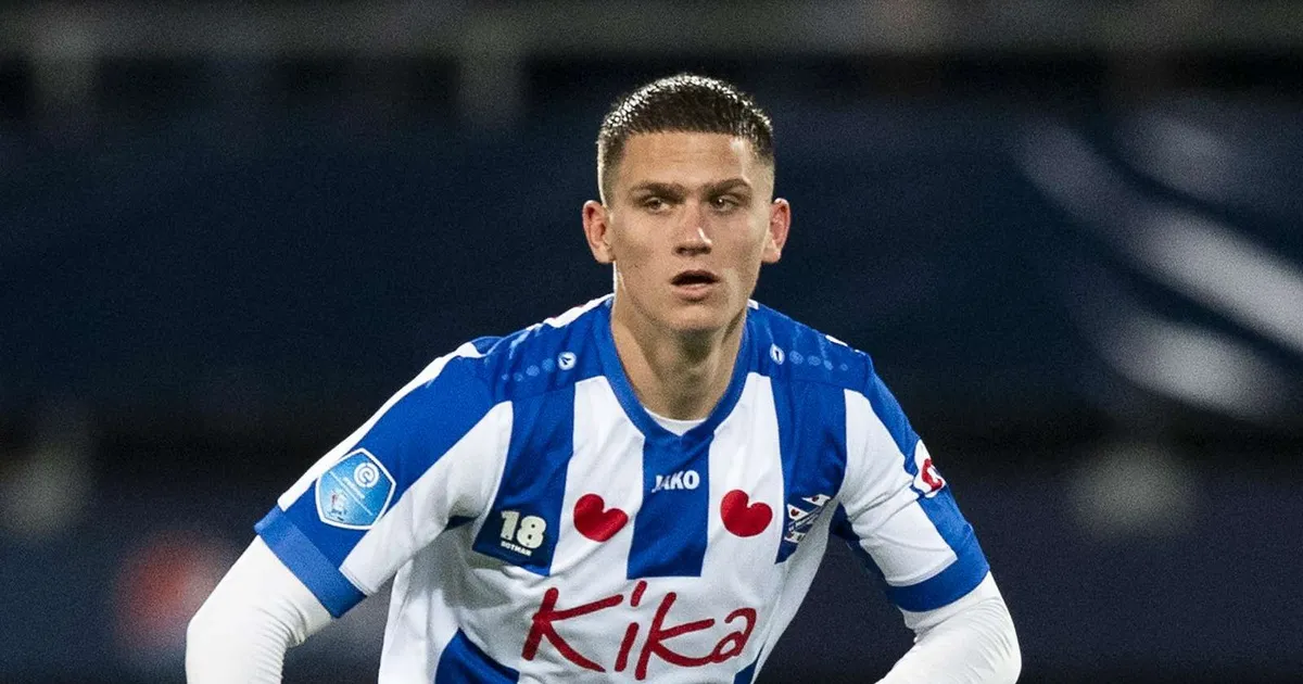 Đoàn Văn Hậu nhận được tia sáng cuối đường hầm ở SC Heerenveen - Bóng Đá