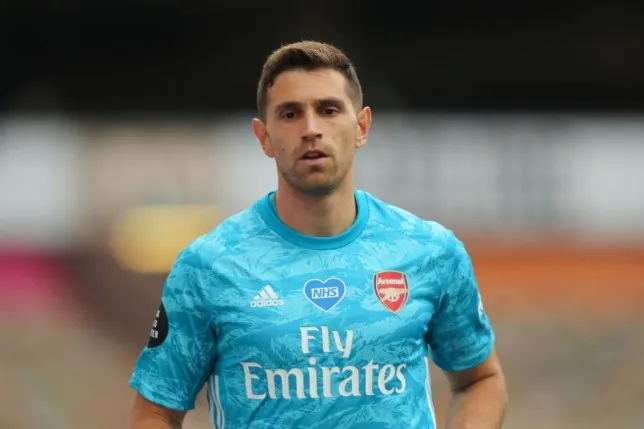 Emiliano Martinez confirms Arsenal exit with emotional message to club and fans - Bóng Đá