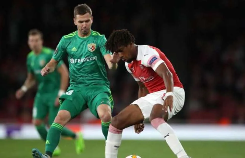 Fan Arsenal phát cuồng vì Iwobi - Bóng Đá