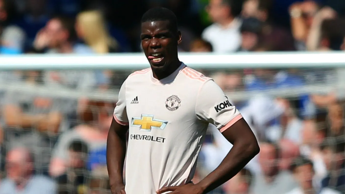 Carragher khuyên Solskjaer sút Pogba - Bóng Đá