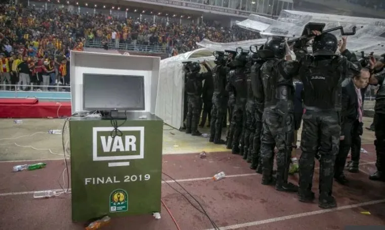 Chung kết C1 Châu Phi tranh cãi vì VAR  - Bóng Đá