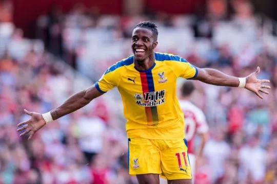 Unai Emery asks Arsenal board for extra funds to sign Crystal Palace star Wilfried Zaha   - Bóng Đá
