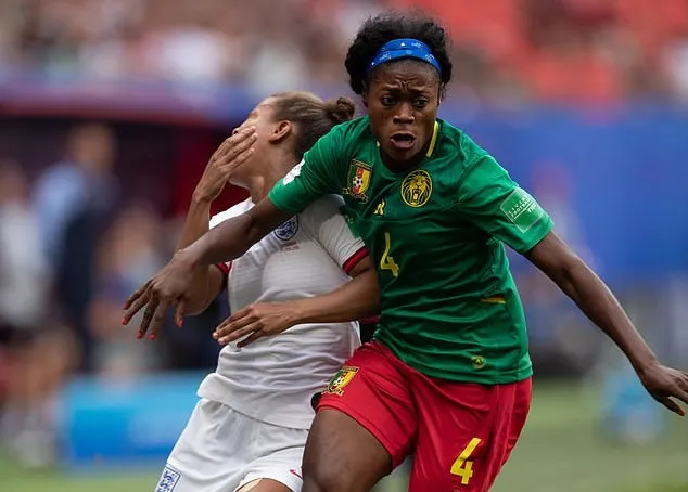 Refusing to restart play, spitting on opponents and 'career-ending' challenges – how England had to put up with Cameroon - Bóng Đá