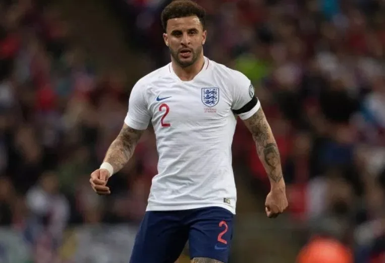 Manchester City star Kyle Walker vows to change after cheating on ex-girlfriend as pair reunite - Bóng Đá