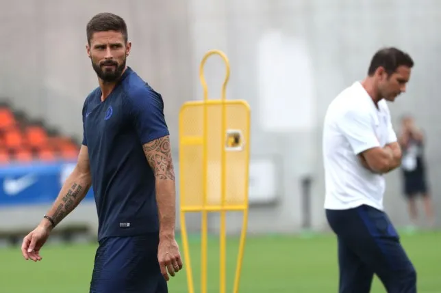 Olivier Giroud ‘does not accept’ Frank Lampard leaving him out of the Chelsea team for Tammy Abraham    - Bóng Đá