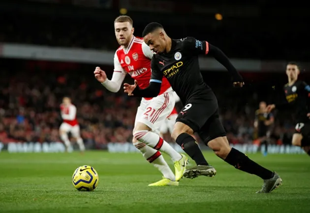 ARSENAL FANS SLAUGHTER CHAMBERS AT HT V MAN CITY - Bóng Đá