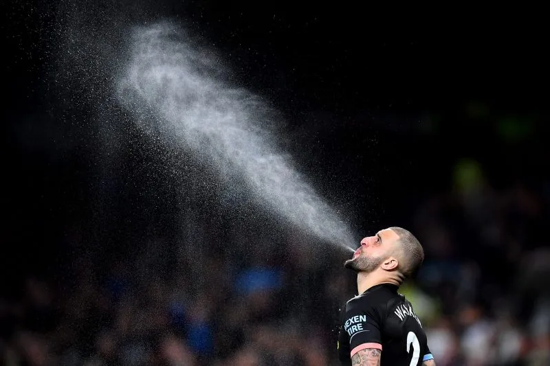 Chứng nào tật nấy, 'kẻ ngốc' Man City lại sắp sửa bị cảnh sát hỏi thăm - Bóng Đá