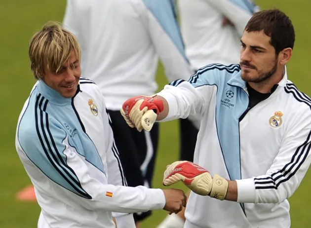 Đội hình đồng đội Casillas - Bóng Đá