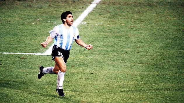 Lionel Messi: Tìm giấc mơ World Cup trong nỗi ám ảnh Maradona - Bóng Đá