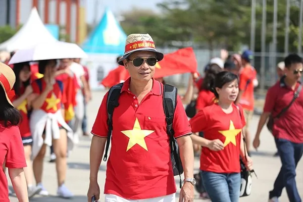 Bóng hồng Việt đổ bộ sân Wibawa Mukti tiếp lửa U23 Việt Nam - Bóng Đá