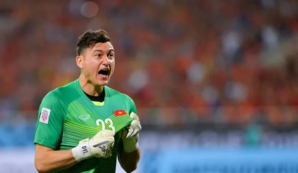 Văn Lâm lọt top 5 thủ thành đáng xem nhất tại Asian Cup 2019 - Bóng Đá