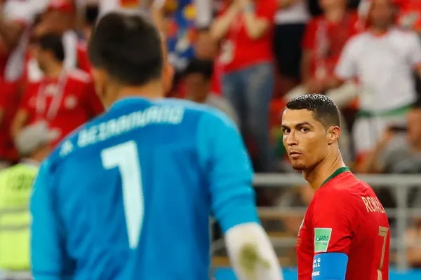 Thủ môn Iran khuất phục được Ronaldo nhưng có thể đánh bại Quang Hải? - Bóng Đá