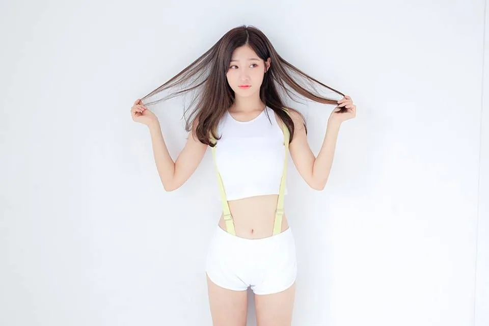 Jung.Chaeyeon.full.72973