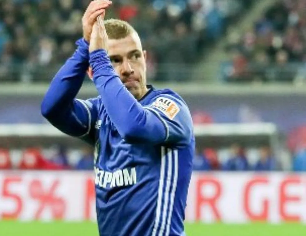 CHÍNH THỨC: Schalke 04 chia tay cầu thủ, CLB châu Âu náo động - Bóng Đá