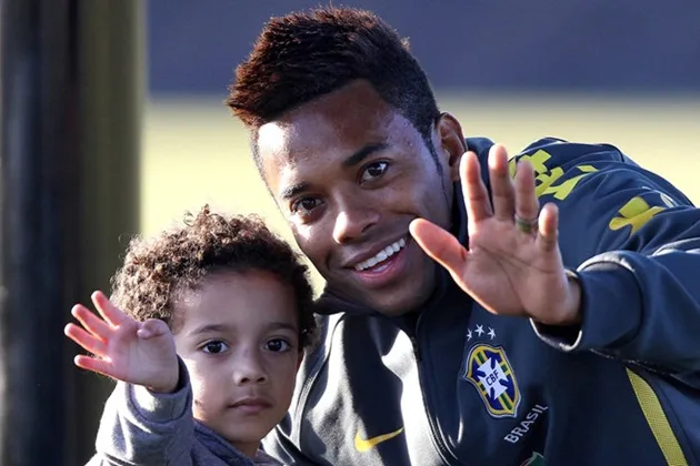 Robinho đi tù 9 năm vì tấn công tình dục - Bóng Đá