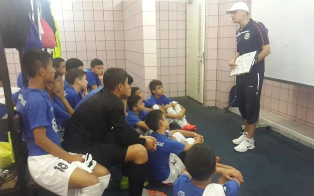 Hệ thống đào tạo trẻ hiện đại của đội bóng Uzbekistan giàu có - Bóng Đá