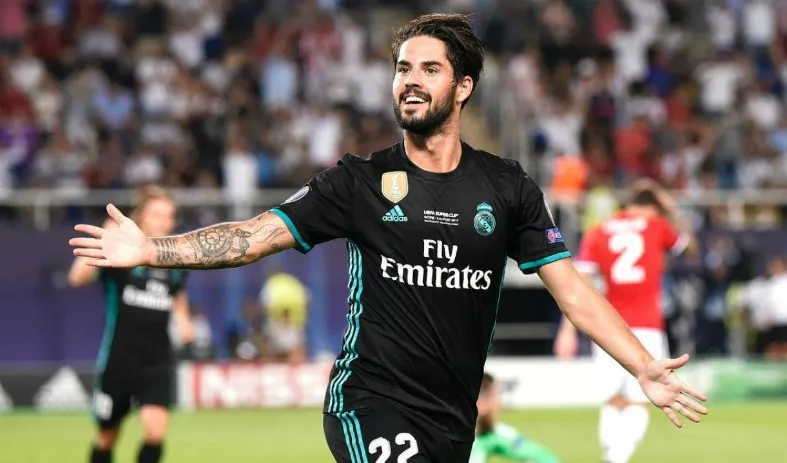 Manchester United reportedly look closer to sealing the transfer of Real Madrid attacking midfielder Isco this January  - Bóng Đá