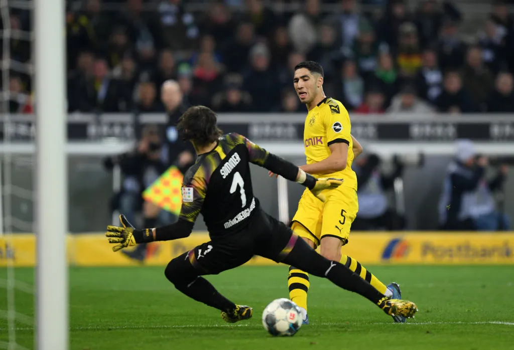 Borussia Dortmund loanee Achraf Hakimi 'unlikely to return to Real Madrid' - Bóng Đá